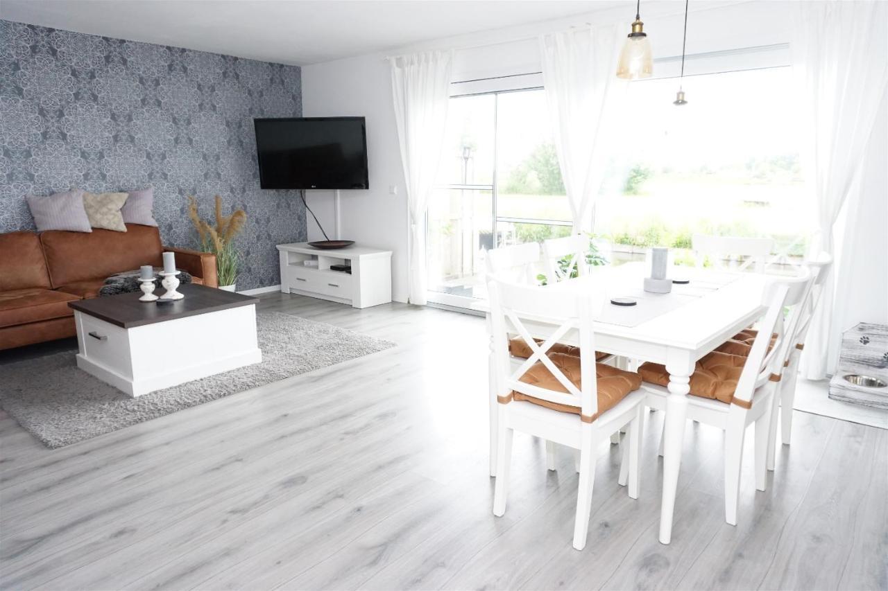 Ferienhaus Max Am Wasser Ferienpark Vislust Wervershoof المظهر الخارجي الصورة